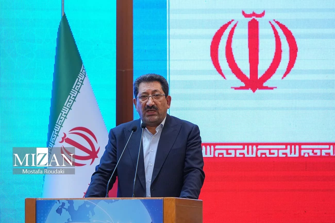 تصویر خبر: وزیر صمت: حرف‌های وزیر خزانه‌داری آمریکا منطق عقلی ندارد