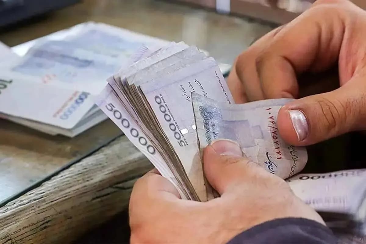 تصویر خبر: تغییر مهم در حقوق کارمندان / بخشنامه جدید صادر شد + سند