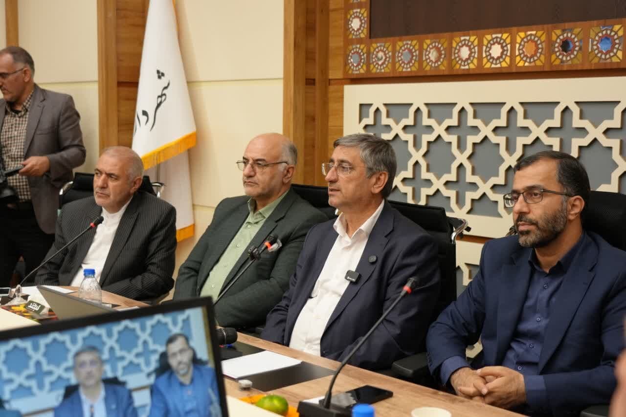 تصویر خبر: استاندار لرستان: بروجرد در مسیر تحول عمرانی و اقتصادی قرار دارد