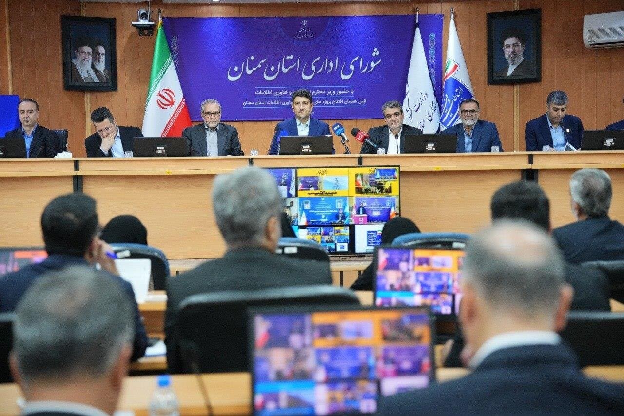 تصویر خبر: ستار هاشمی: «محدودسازی» فضای مجازی به «استفاده حداکثری» باید تغییر کند