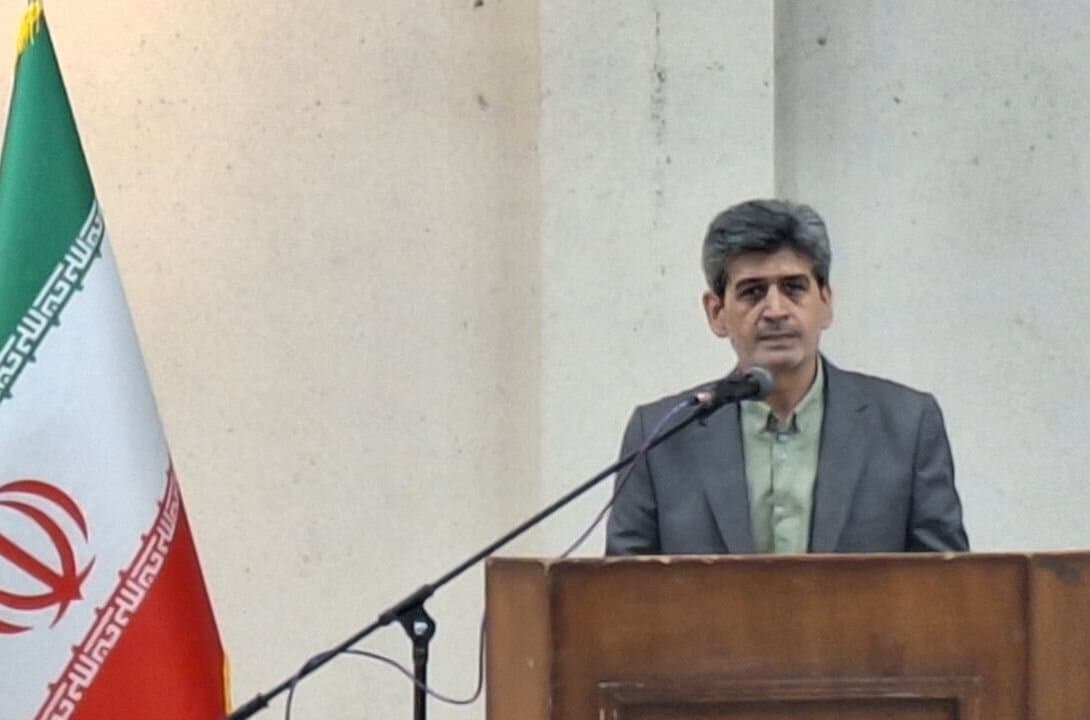 تصویر خبر: ایزدی: هنر سلاح کارآمد رزمندگان فرهنگی استان مرکزی در سنگر تبیین است