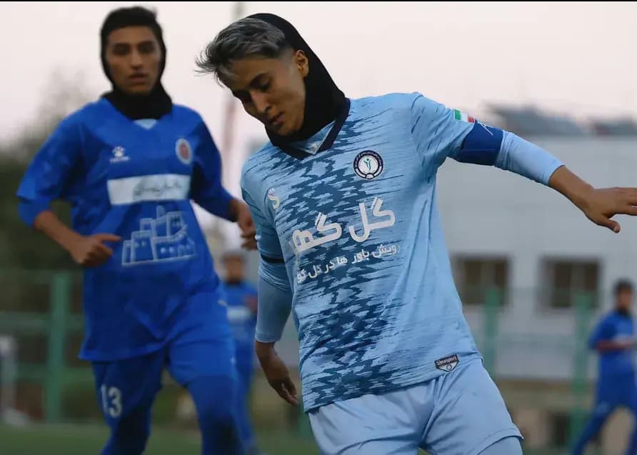 تصویر خبر: دربی کرمان به نفع پرسپولیس و استقلال