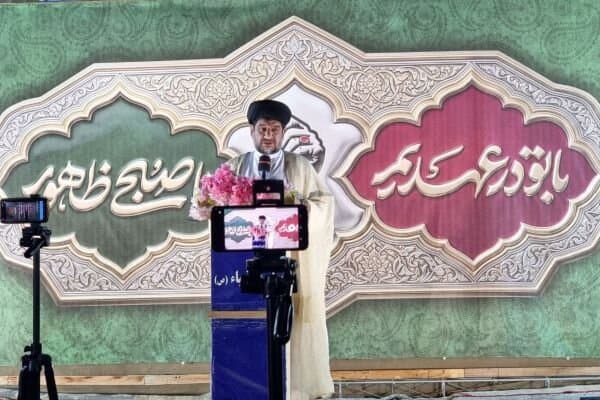تصویر خبر: امام جمعه گناوه:دشمن با جنگ ترکیبی انسجام و حضور مردم را هدف گرفته است