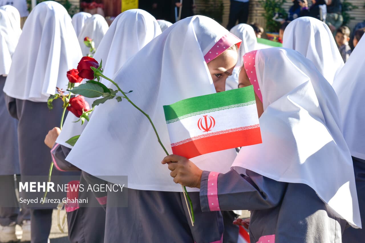 تصویر خبر: کاظمی:تعطیلی احتمالی مدارس بر اساس شرایط هر منطقه تعیین می‌شود