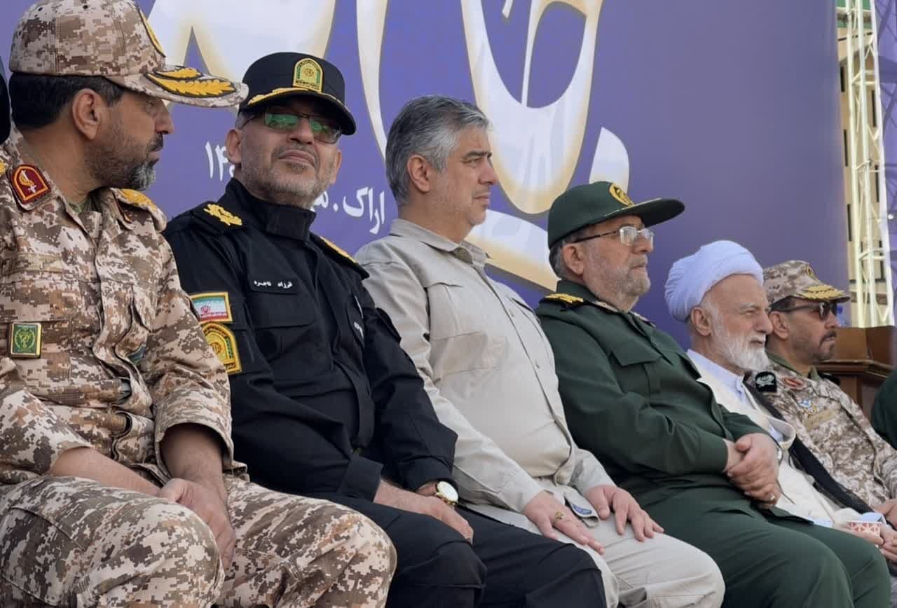 تصویر خبر: استاندار: مردم اراک و استان مرکزی هیچگاه میدان را خالی نکرده‌اند