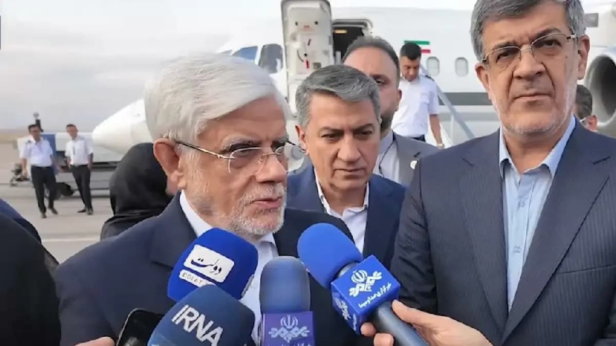 تصویر خبر: معاون اول رئیس جمهور مدرسه خیری دخترانه یزدی را افتتاح کرد