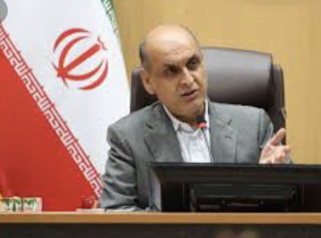 تصویر خبر: استاندار گیلان: مفاخر و بزرگان استان باید به نمادهای هویتی تبدیل شوند