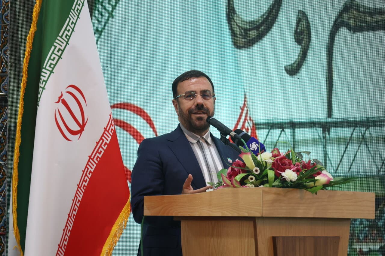 تصویر خبر: استاندار: بسترهای اجرایی و حقوقی فعالیت سرمایه‌گذاران در فارس را فراهم می‌کنیم