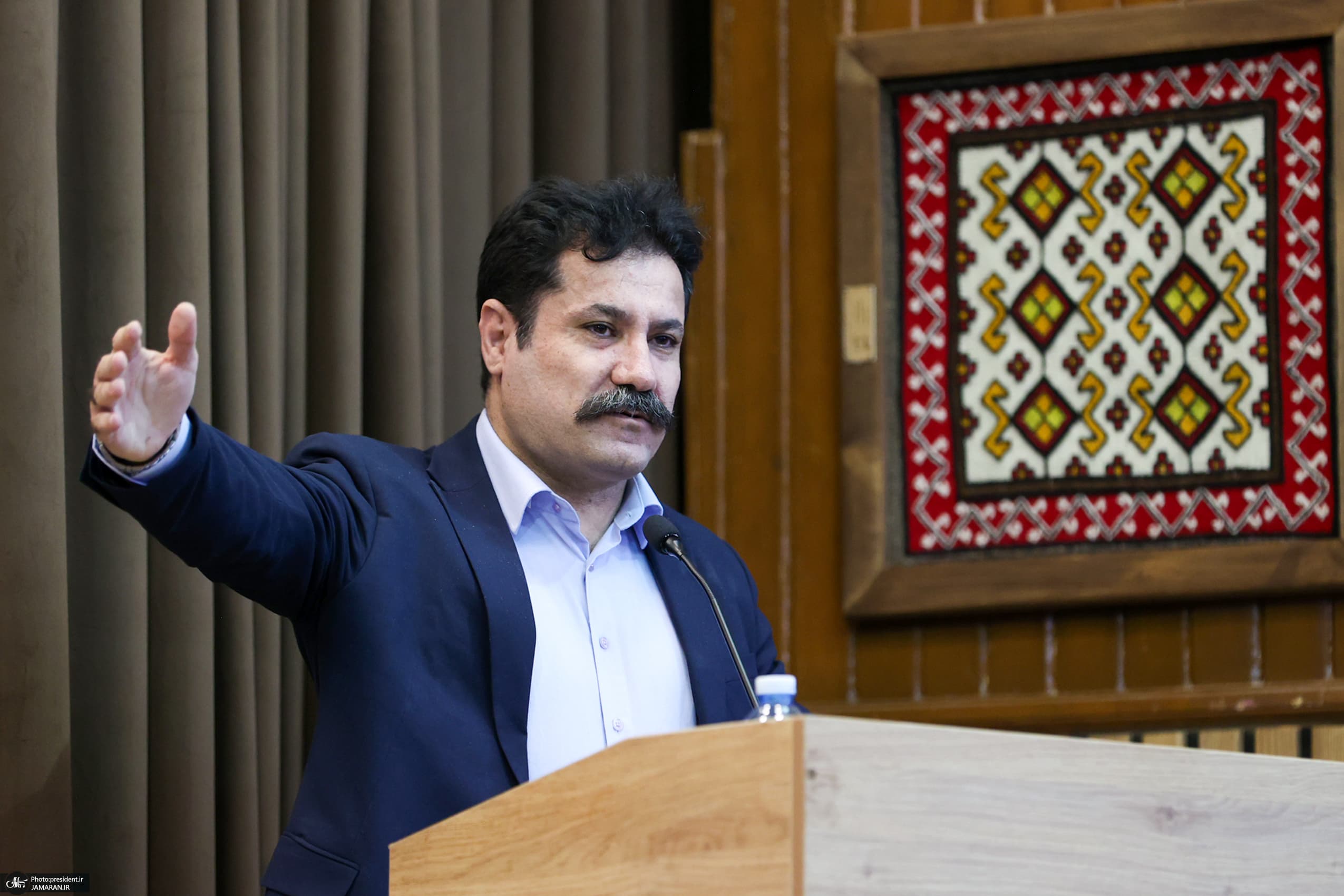 تصویر خبر: معاون رئیس‌جمهور: روستاها بورسی می‌شوند / استفاده از ظرفیت بازار سرمایه برای تأمین مالی و توسعه مناطق روستایی و عشایری