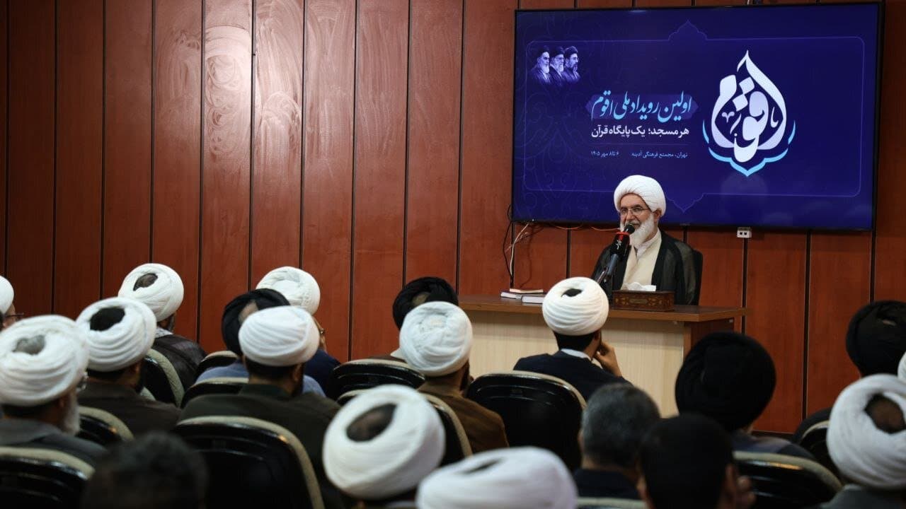 تصویر خبر: حاج علی‌اکبری: فعالیت‌های قرآنی باید در مساجد تقویت شود