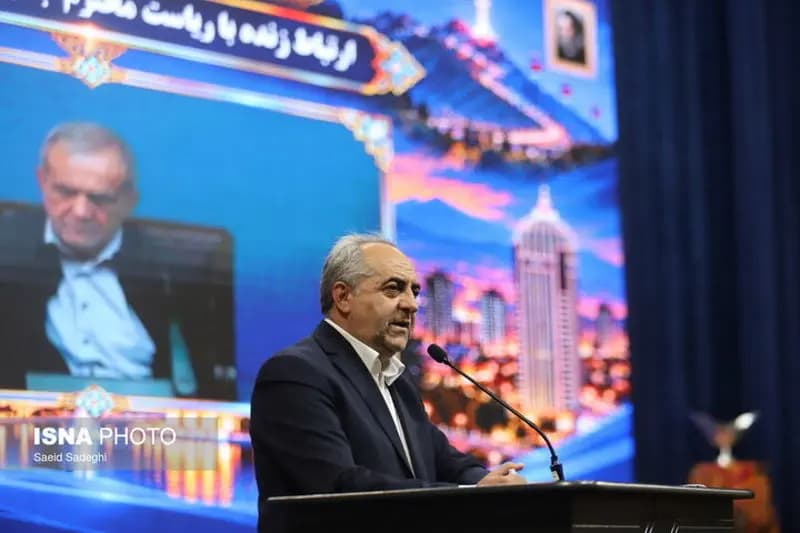 تصویر خبر: استاندار: انتقال آب ارس و اتصال ریلی تبریز به شبکه بین‌المللی از اولویت‌هاست