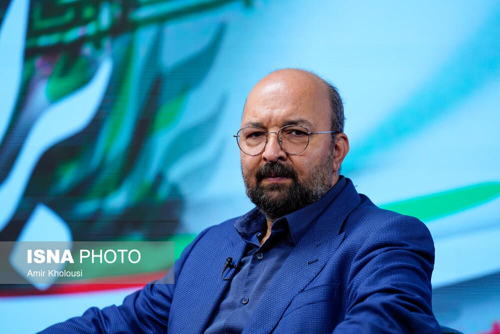 تصویر خبر: امام: مردم انتظار دارند مسئولان درباره نتایج عملکردشان صادقانه توضیح دهند