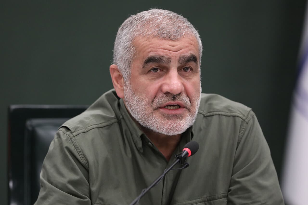 تصویر خبر: نیکزاد: بازگشایی مدارس و دانشگاه‌ها پیام راهبردی است/ آموزش تعطیل‌شدنی نیست