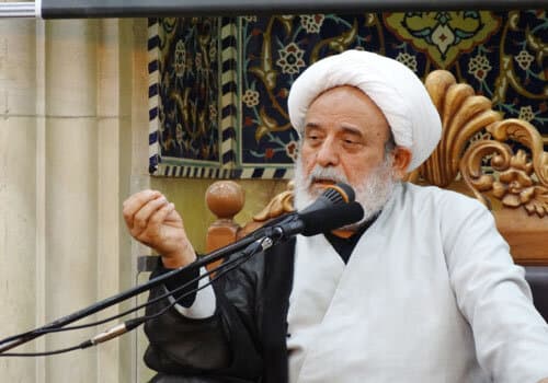 تصویر خبر: بازتاب کتاب تفسیری حسین انصاریان در مجامع دینی ترکیه