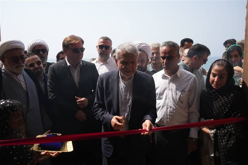 تصویر خبر: وزیر میراث‌فرهنگی: بناهای تاریخی باید منجر به رونق اقتصاد محلی شود