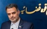 تصویر خبر: سخنگوی قوه قضائیه: برای برخی مسئولان دولتی و یک معاون وزیر در پرونده کارت‌های بازرگانی پرونده قضائی تشکیل شد / فقط ۱۳ بانک کفایت سرمایه دارند