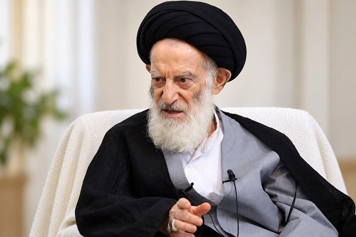 تصویر خبر: آیین چهلمین روز ارتحال آیت‌الله شبیری زنجانی در قم برگزار شد