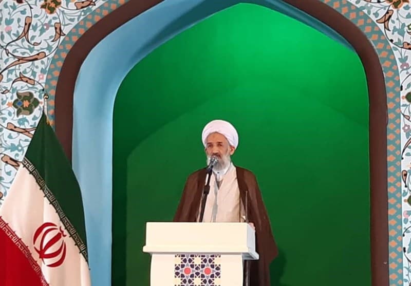 تصویر خبر: امام جمعه ساری: منافقان از کفار خطرناک‌ترند
