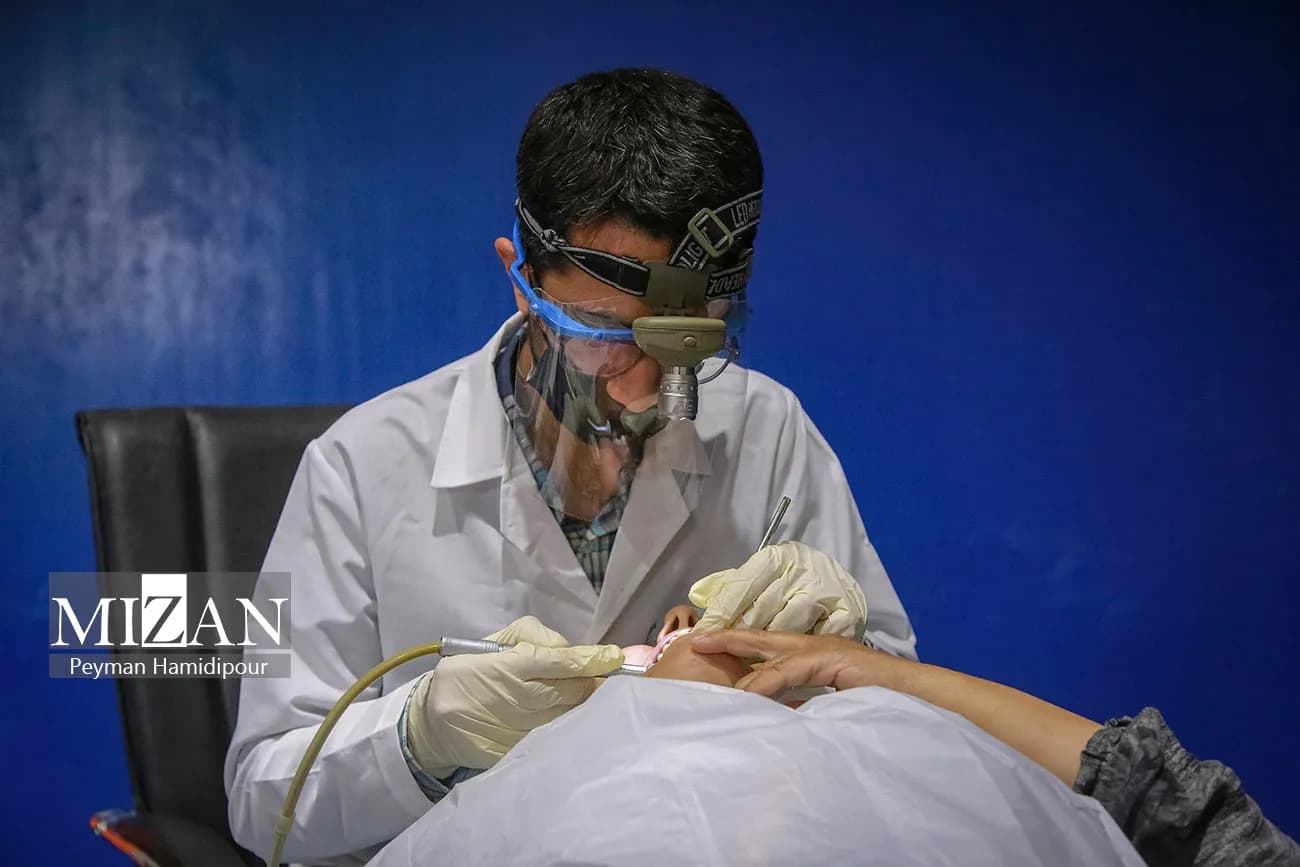 تصویر خبر: خدمات ضروری درمانی دندانپزشکی با پوشش بیمه‌ای در مراکز جامع سلامت