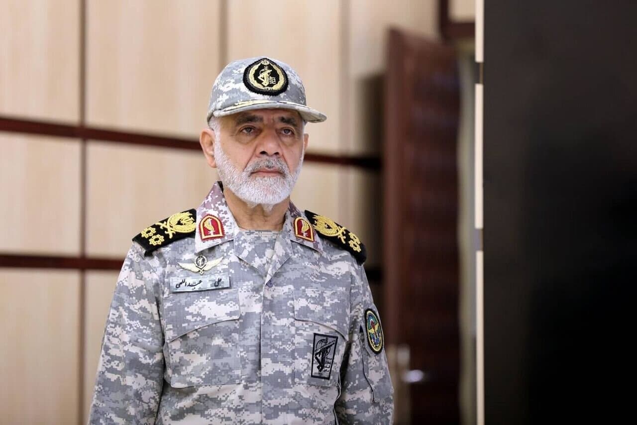 تصویر خبر: سرلشکر عبداللهی: امنیت فعلی کشور نشانه ایستادگی نیروهای فرجا است