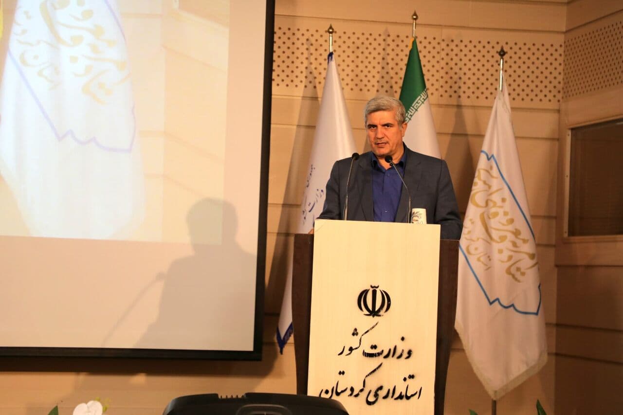 تصویر خبر: معاون استاندار: کردستان مهد زنان مقاومت و ایثار در دفاع از وطن است