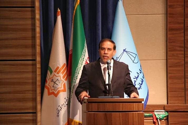 تصویر خبر: جهانگیر: قوانین کشور برای شرایط تحریمی و جنگ متناسب‌سازی نشده‌اند