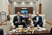 تصویر خبر: مومنی: امنیت مرزی و مقابله با جرایم سازمان‌یافته در اولویت است