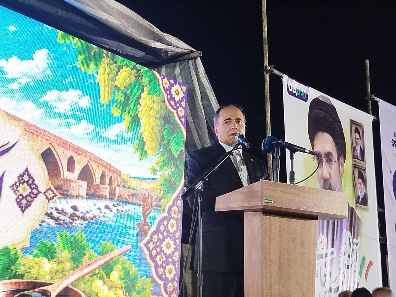 تصویر خبر: وزیر جهاد کشاورزی: ایران رتبه هفتم تولید انگور جهان است