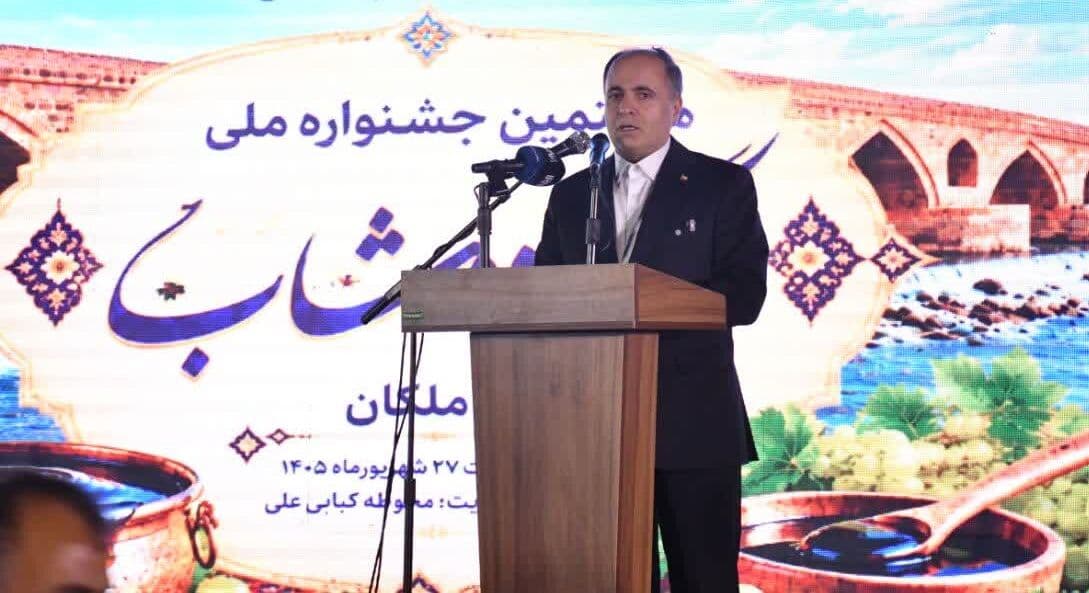 تصویر خبر: وزیر کشاورزی: دیپلماسی برای کمک به کشاورزی فعال می‌ شود