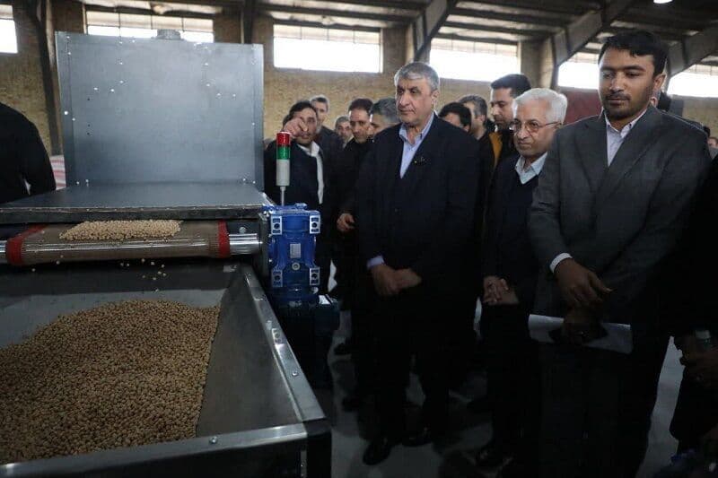 تصویر خبر: مرکز پرتودهی شیروان خراسان شمالی؛ نسخه‌ای برای مهار ضایعات کشاورزی