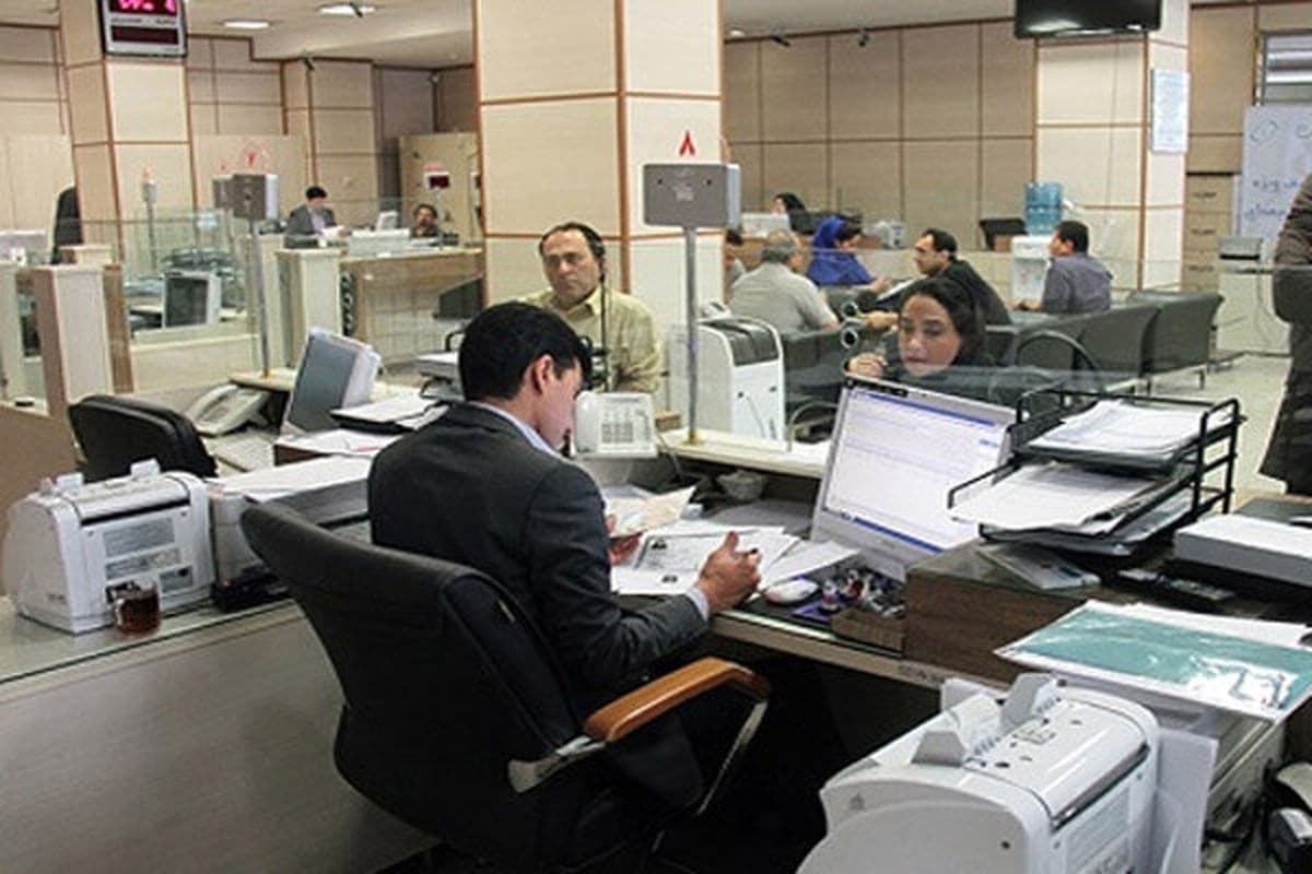 تصویر خبر: استاندار گیلان: ۱۰۰ هزارنیروی دولتی، ظرفیتی بزرگ برای توسعه استان است