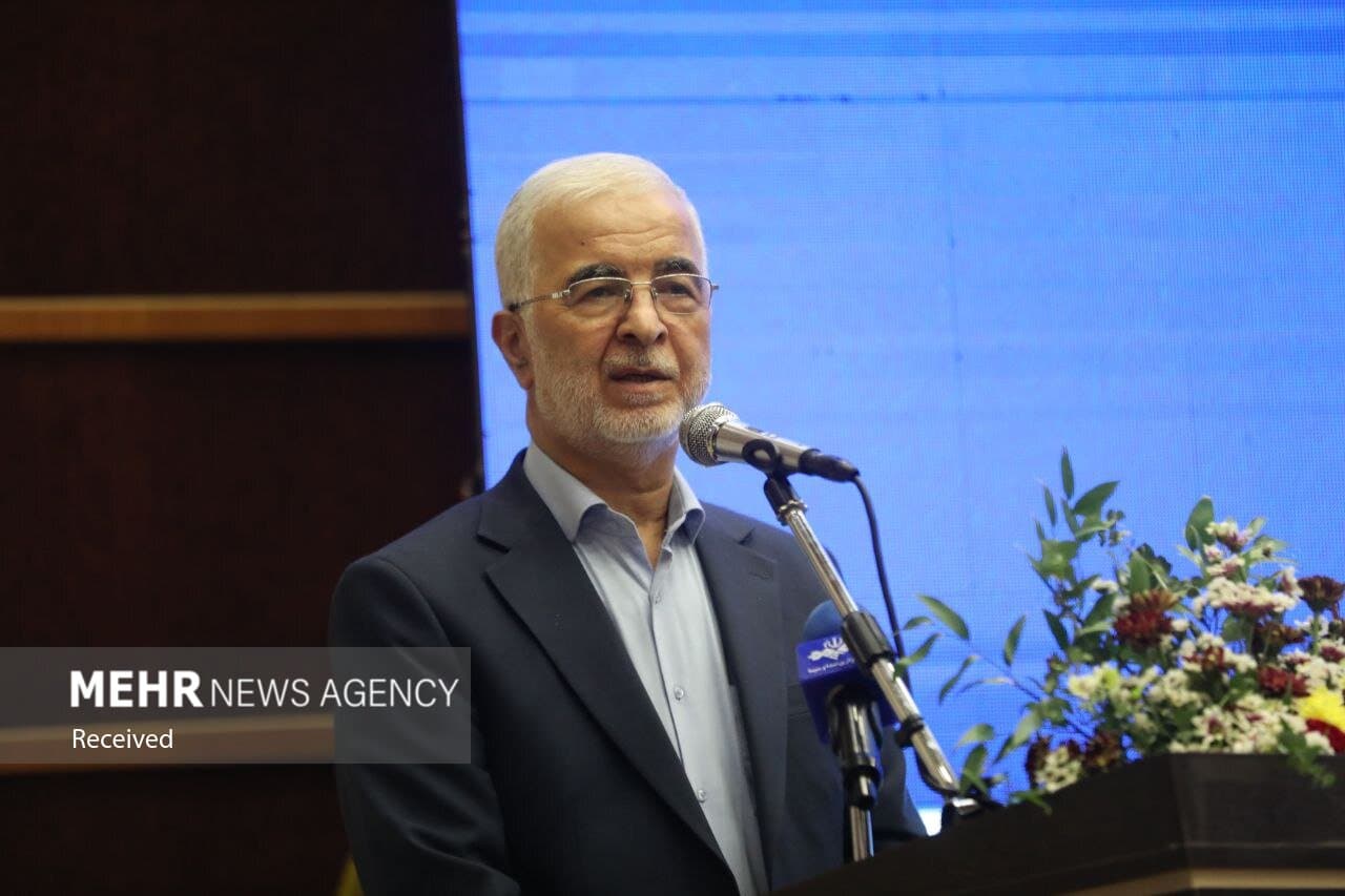 تصویر خبر: مومنی: دو سند همکاری بین ایران و آذربایجان تدوین می‌شود