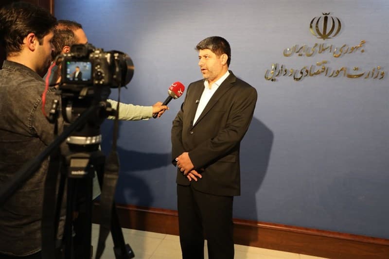 تصویر خبر: زمانیان: مقررات اقتصادی متناسب با کنش دشمن در حال بازنگری است