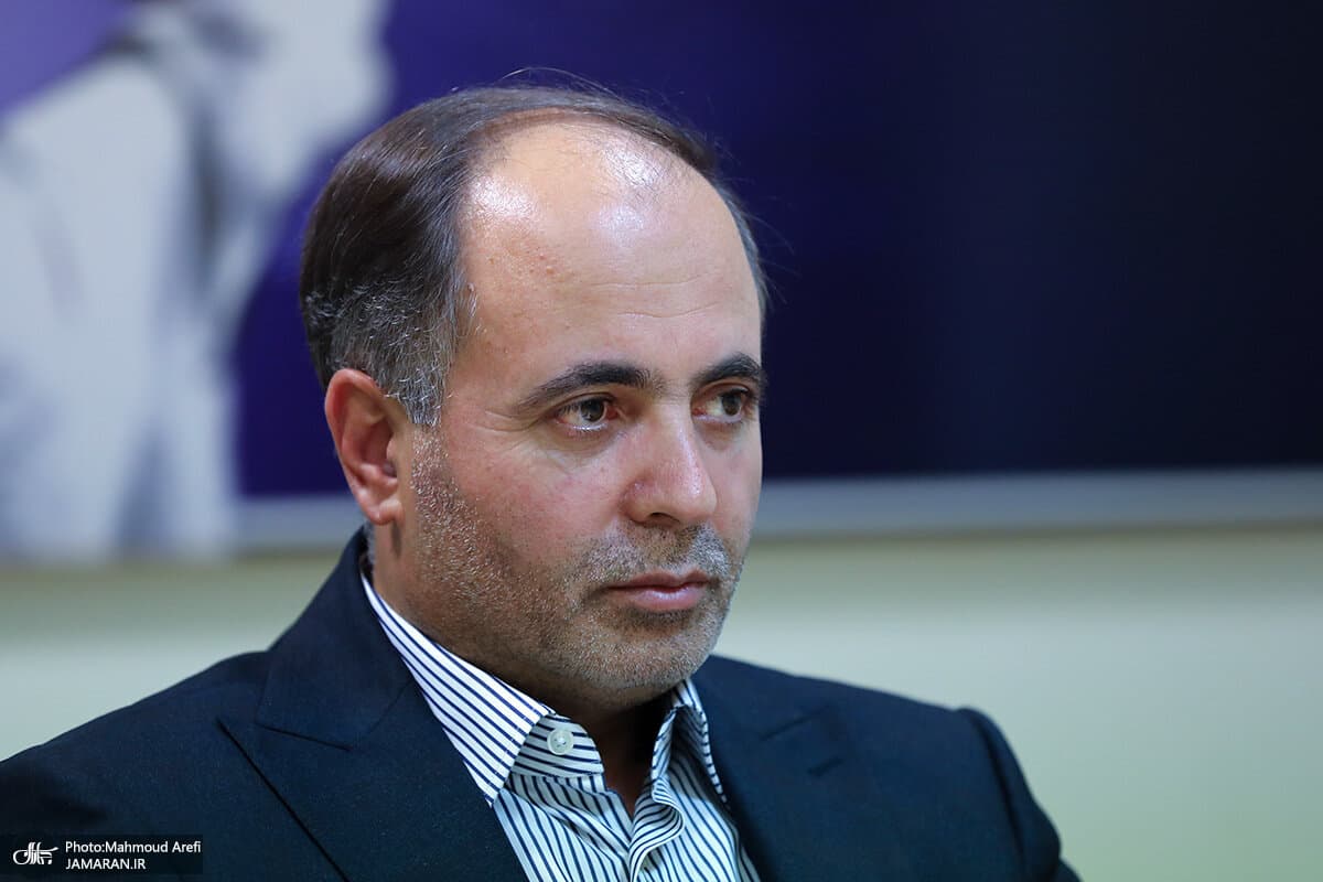 تصویر خبر: وزیر جهادکشاورزی: امروز دیگر شاهد قیمت‌های سینوسی پیاز، سیب زمینی و گوجه فرنگی در کشور نیستیم/ چرا قیمت مرغ را نمی‌شود زیر ۳۷۰ هزار تومان آورد؟
