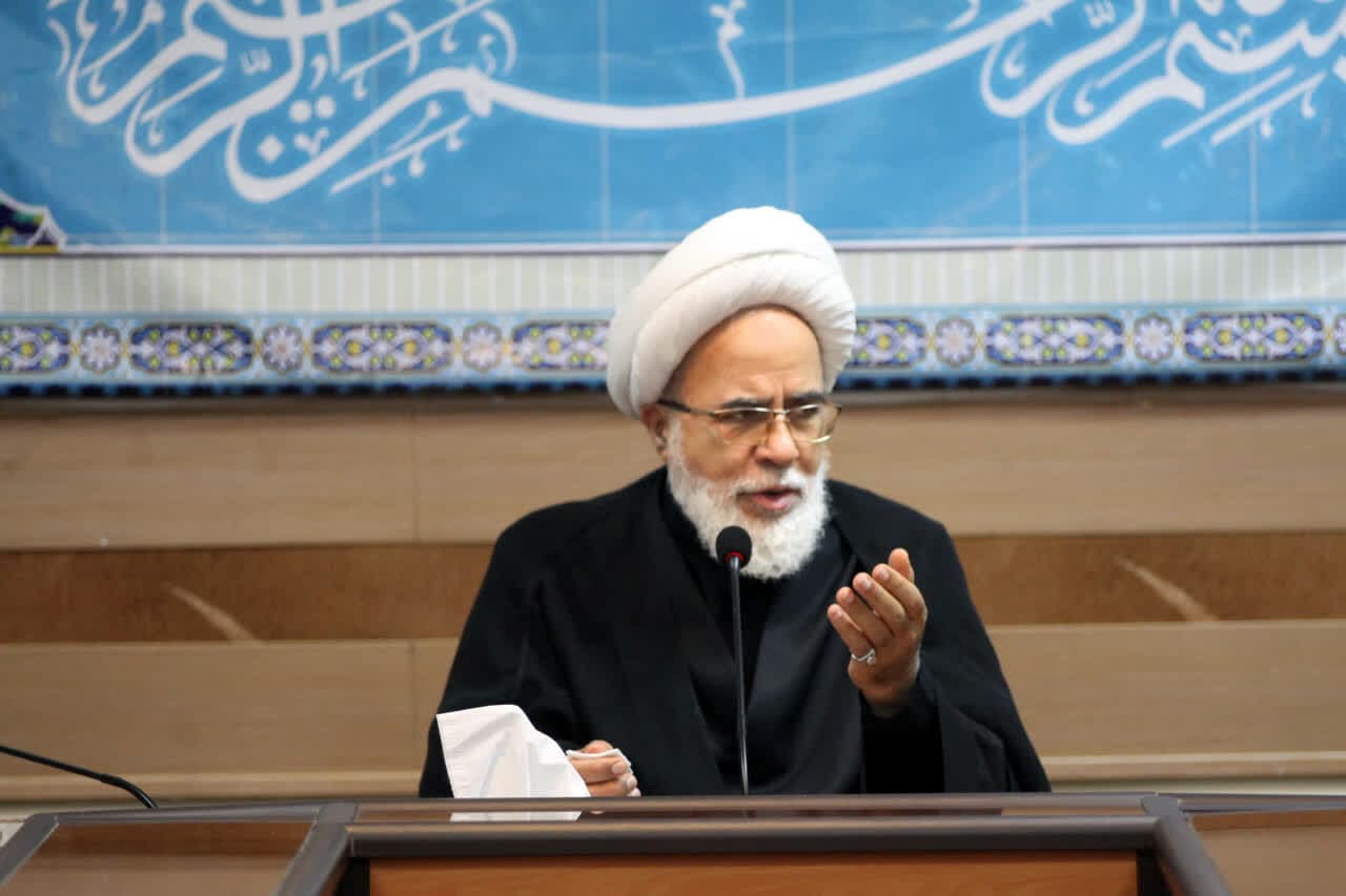 تصویر خبر: امام جمعه کرمانشاه: جهاد دانشگاهی نقش مهمی در توسعه استان دارد