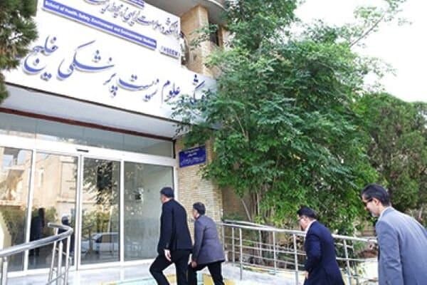 تصویر خبر: معاون وزیر بهداشت: بوشهر قطب پزشکی هسته‌ای و زیست‌فناوری ایران است