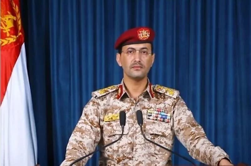 تصویر خبر: یحیی سریع: عربستان طی ۲۴ ساعت گذشته ۹۳ بار یمن را بمباران کرد