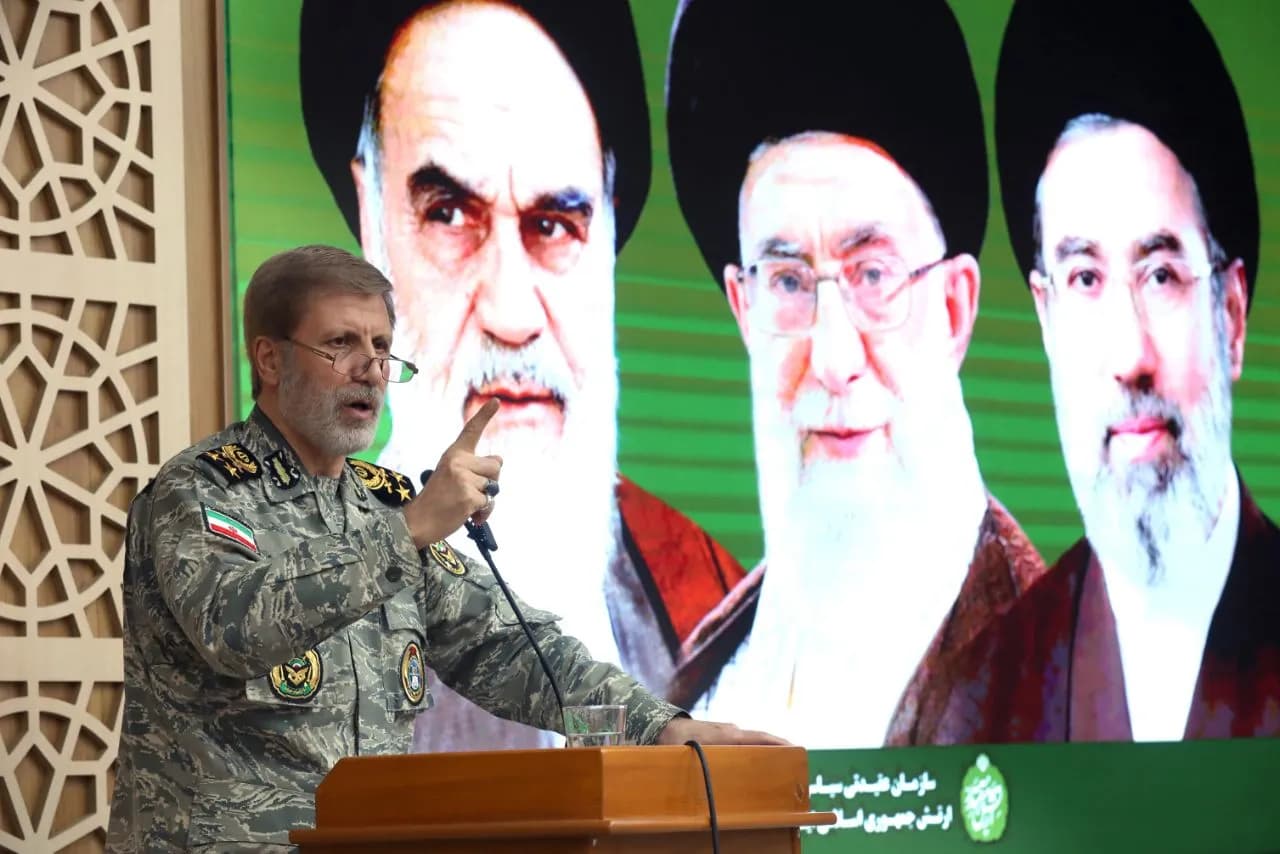 تصویر خبر: سرلشکر حاتمی: در صورت اشتباه مجدد دشمن، پاسخ کوبنده می‌دهیم