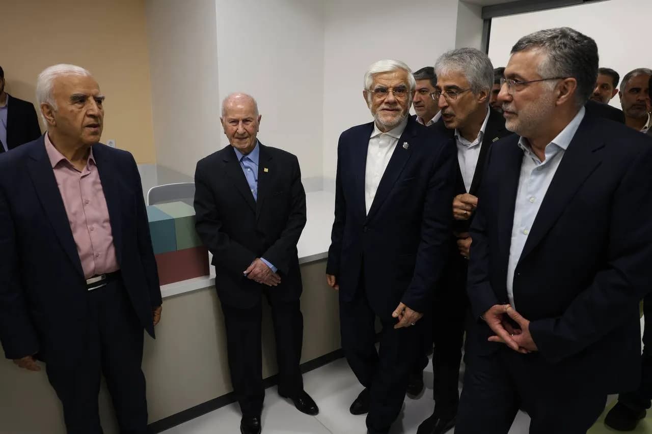 تصویر خبر: وزیر بهداشت: درمان جامع سرطان کودکان در کشور در بالاترین سطح ارائه می‌شود
