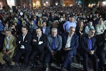 تصویر خبر: تاکید بر معرفی ظرفیت‌های صنعتی و گردشگری قزوین در سطح ملی