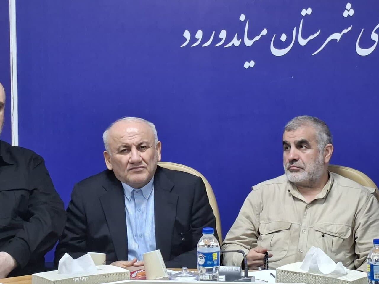 تصویر خبر: نیکزاد: مجلس همزمان موضوع جنگ و اقتصاد را دنبال می‌کند