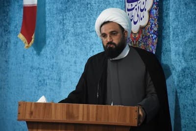 تصویر خبر: 42 حافظ قرآن در شرق و غرب استان سمنان پای آزمون تخصصی رفتند