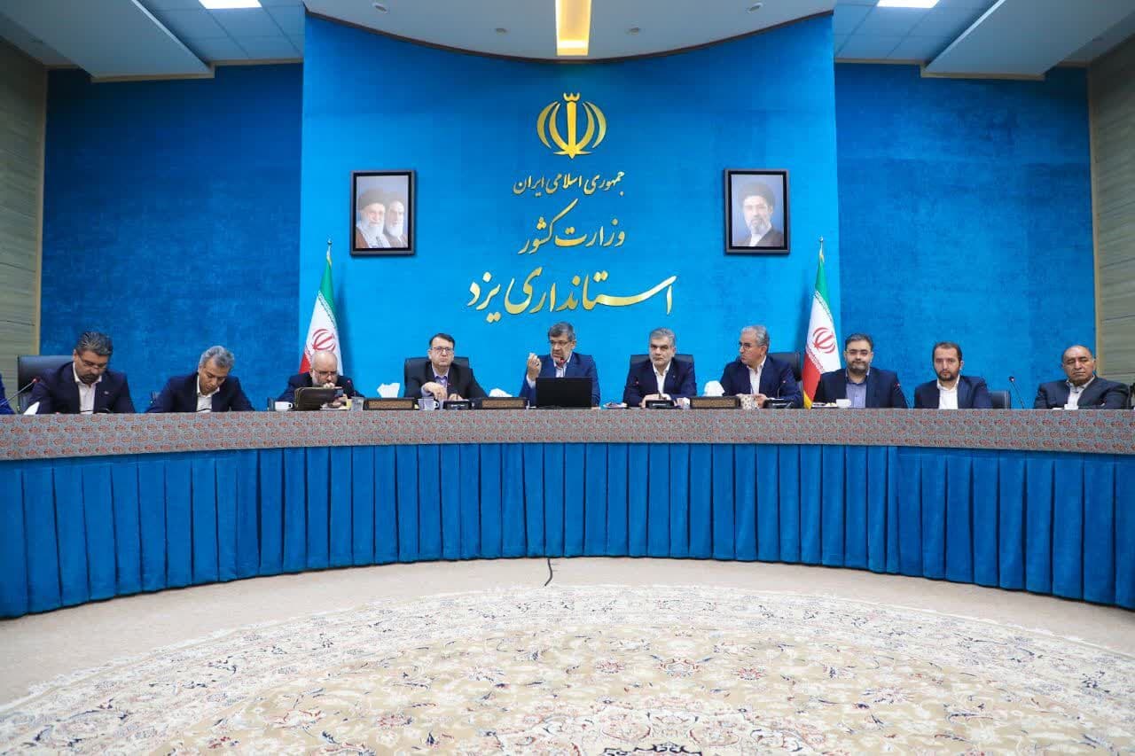تصویر خبر: استاندار: پیشرفت اقتصادی یزد مرهون تلاش صنعتگران و همراهی دستگاه‌هاست