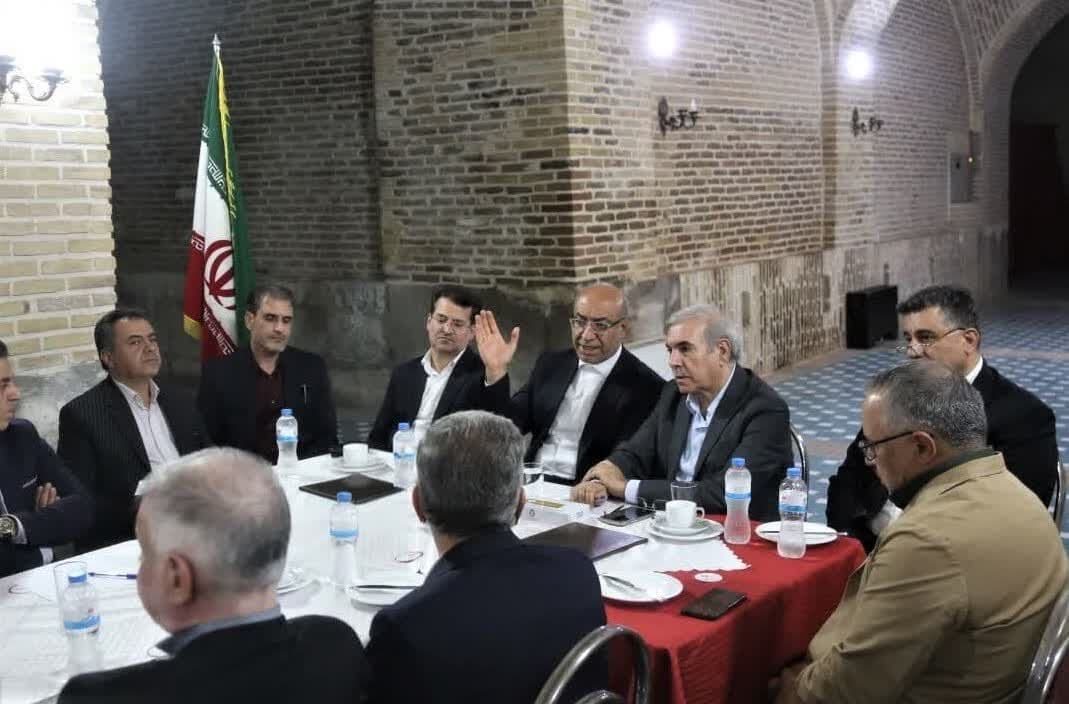 تصویر خبر: فعالیت‌های شرکت توسعه گردشگری در کرمانشاه بازنگری و تقویت می‌شود