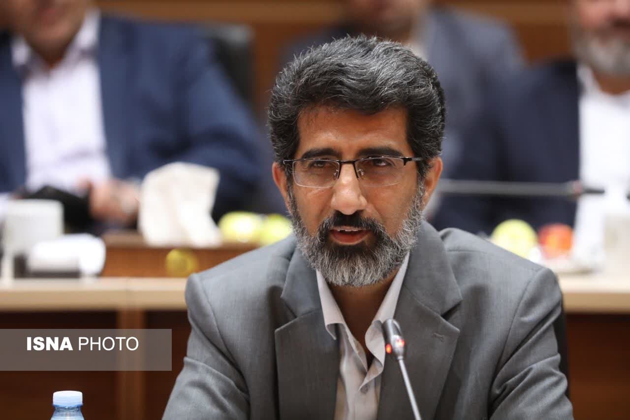 تصویر خبر: معاون استاندار قم: گوهرسنگ‌ها می‌توانند به پیشران صادرات غیرنفتی قم تبدیل شوند