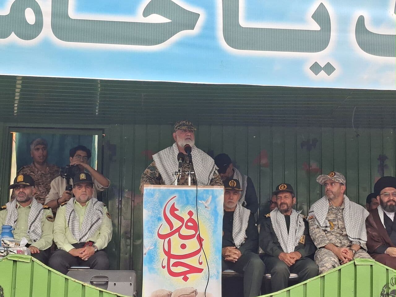 تصویر خبر: سردار نقدی: ملت ایران با ایستادگی، دشمنان را شکست داد