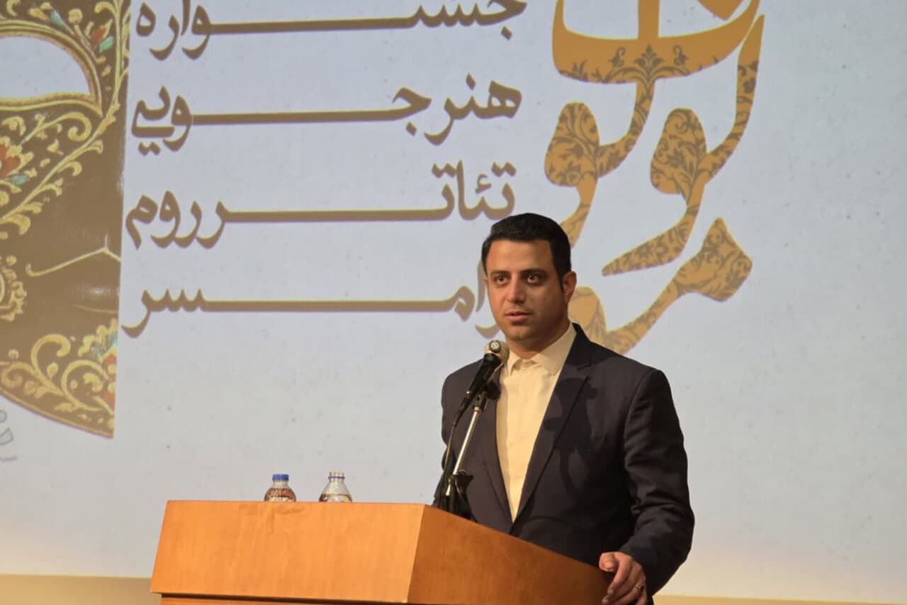 تصویر خبر: جشنواره مونولوگ استانی مازندران در رامسر برگزار می‌شود