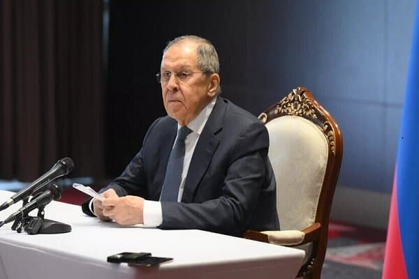 تصویر خبر: لاوروف: اسرائیل با توسل به زور قوانین بین‌المللی را نقض می‌کند