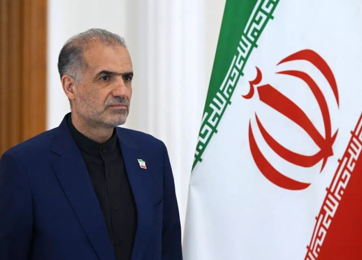 تصویر خبر: سفیر ایران در روسیه: ادعای ترامپ درباره برنامه نابودی شهرهای آمریکا بی‌اساس است