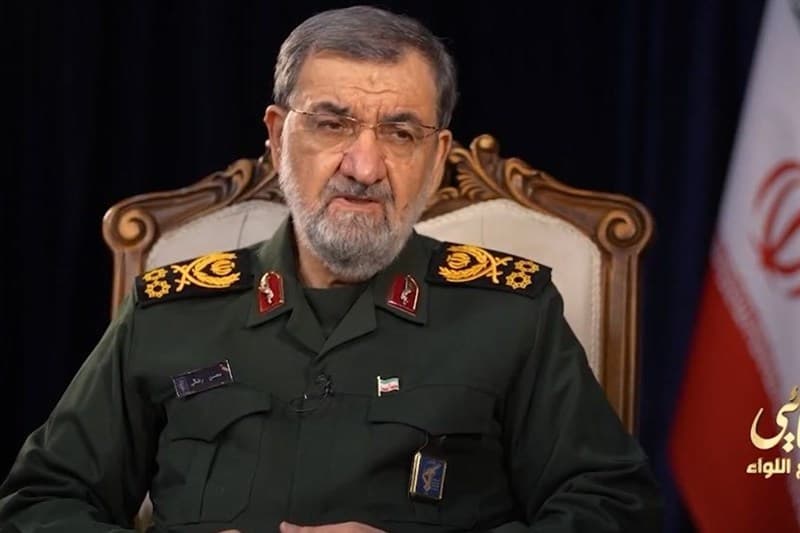 تصویر خبر: سرلشکر رضایی: تنگه هرمز کاملا بسته است منطقه ممنوعه جدید در خلیج فارس اعلام می‌کنیم